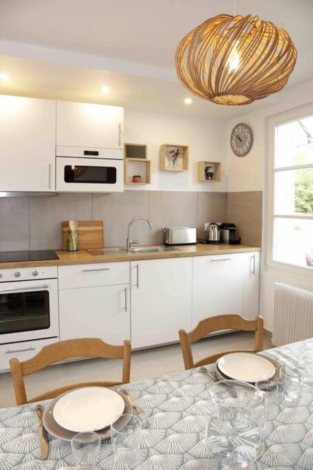 Paddock Prestige By La Boite En Plus Chantilly Exterior foto